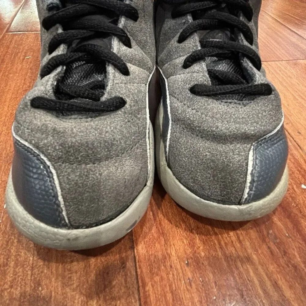 Jordan Air Jordan 12 Unisex Kids Gray/Black Suede Mid Top Sneakers size 10